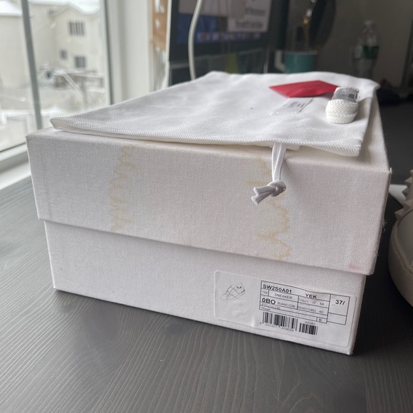 VALENTINO SNEAKERS - Picture 8 of 9